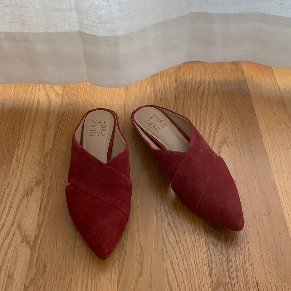 Naturalizer Simonette Burgundy suede mule slides